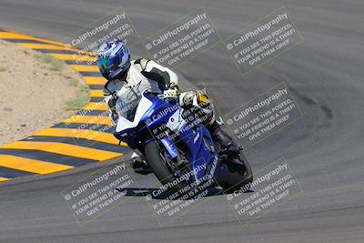 media/Oct-09-2022-SoCal Trackdays (Sun) [[95640aeeb6]]/Turns 9 and 10 (1050am)/